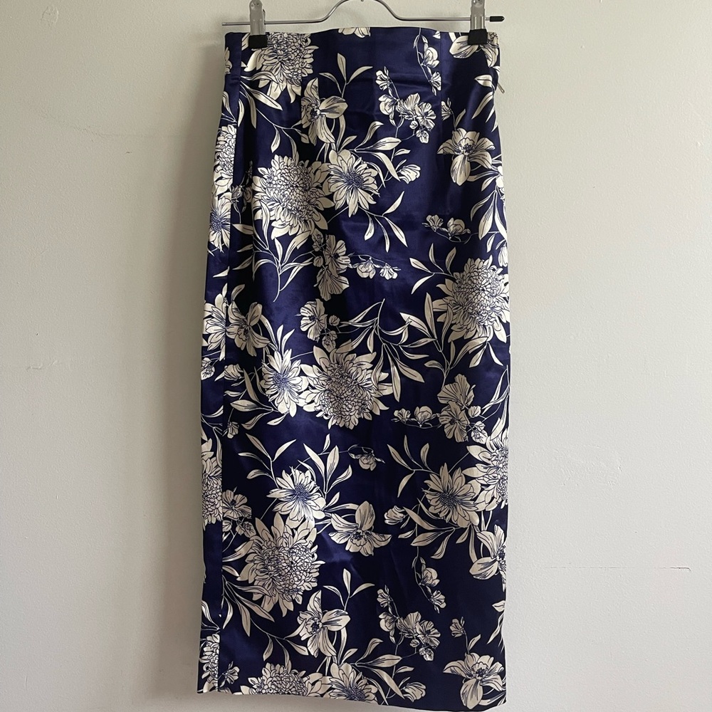 Zara woman pencil skirt xs